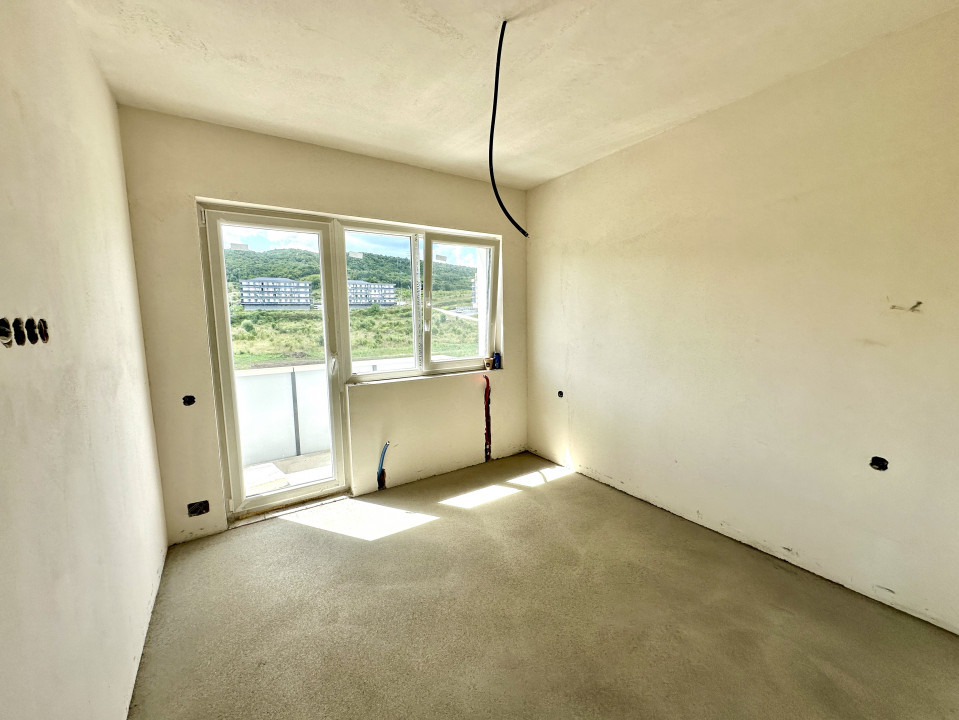 Oportunitate! Apartament semifinisat, bloc nou, zona Terra, TVA inclus 