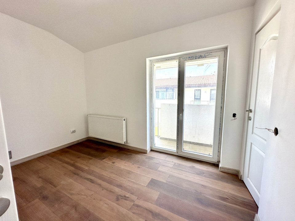 Casa 4 camere, FINISATĂ NOU, 2 parcări subterane, zona Sesul de sus 