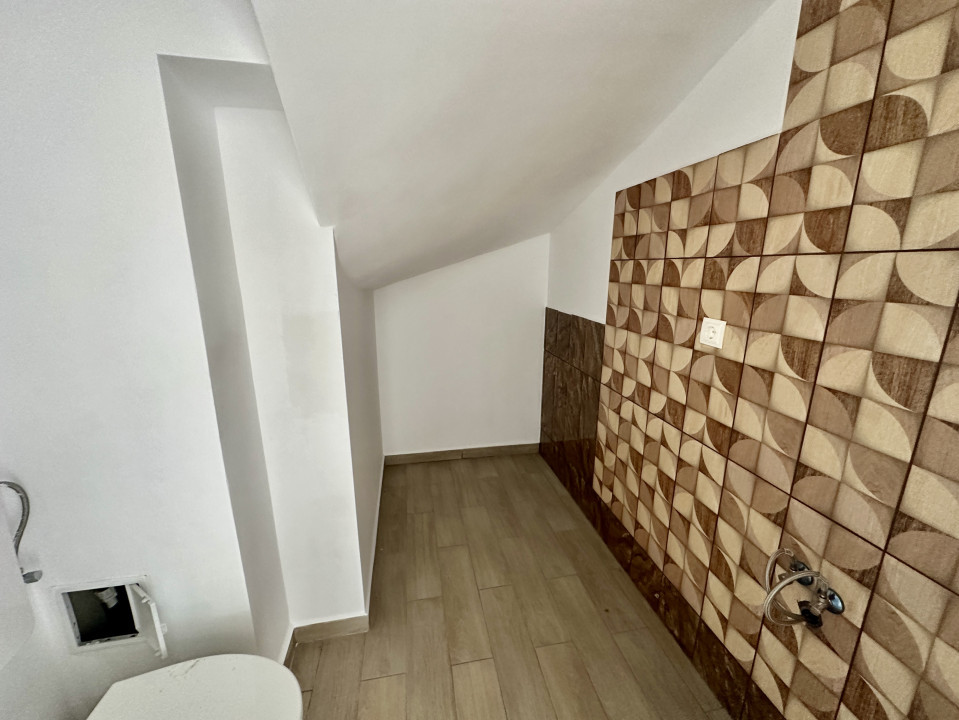 Casa 4 camere, FINISATĂ NOU, 2 parcări subterane, zona Sesul de sus 
