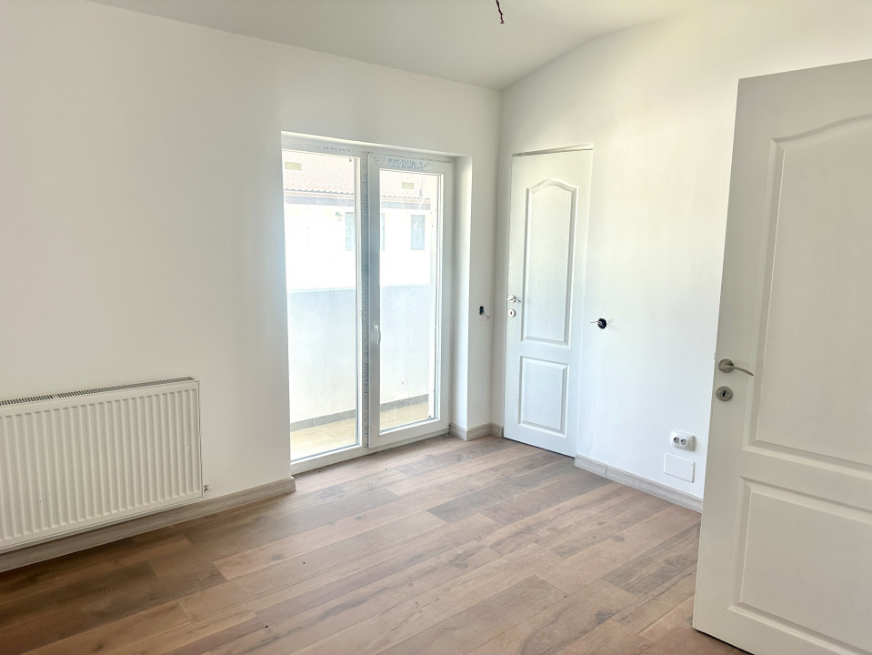 Casa 4 camere, FINISATĂ NOU, 2 parcări subterane, zona Sesul de sus 