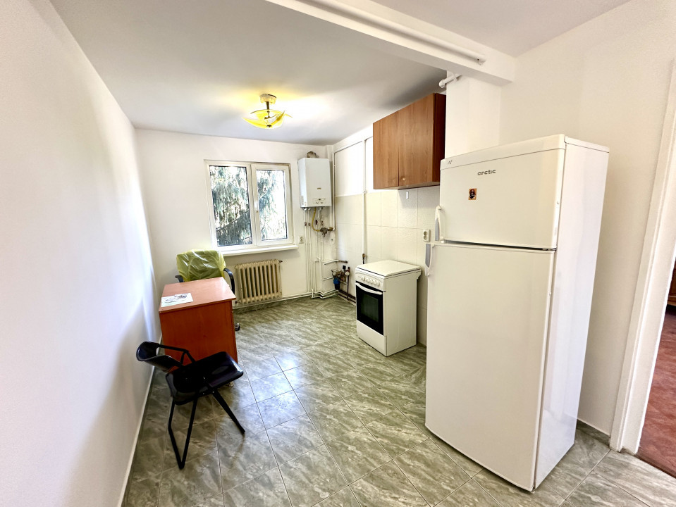 Apartament 3 camere, 66 mp, finisat, zona Manastur Cluj Napoca 