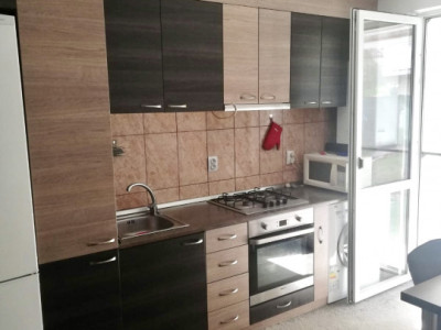 Apartament 2 camere decomandate, 52mp, grădină 50mp, zona Eroilor 