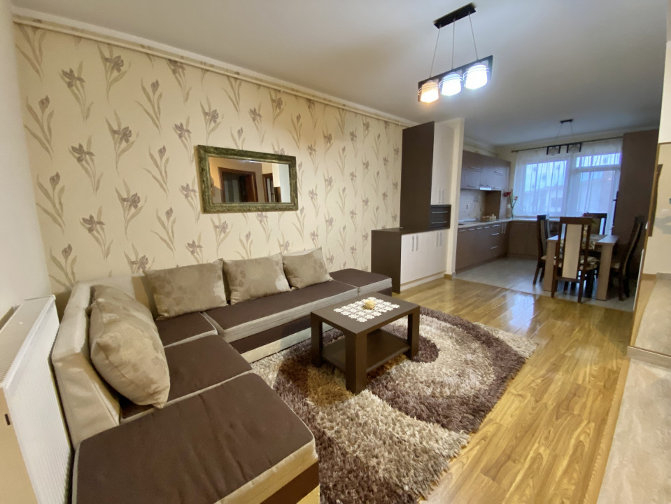 Apartament 2 camere, mobilat, utilat, parcare, zona Terra