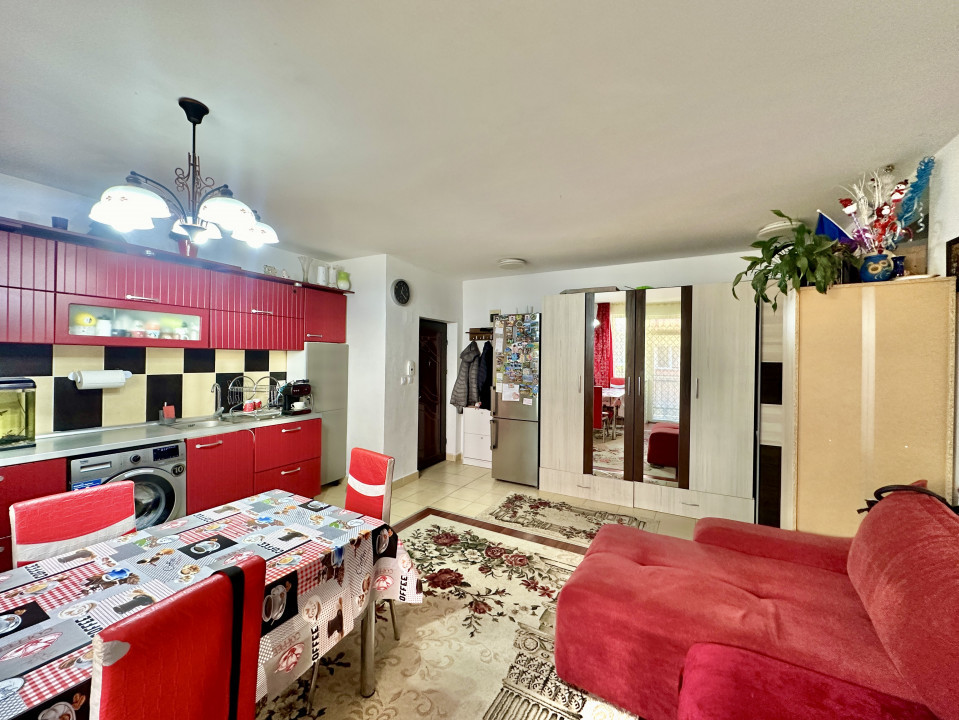 Apartament 2 camere, mobilat, zona Eroilor 