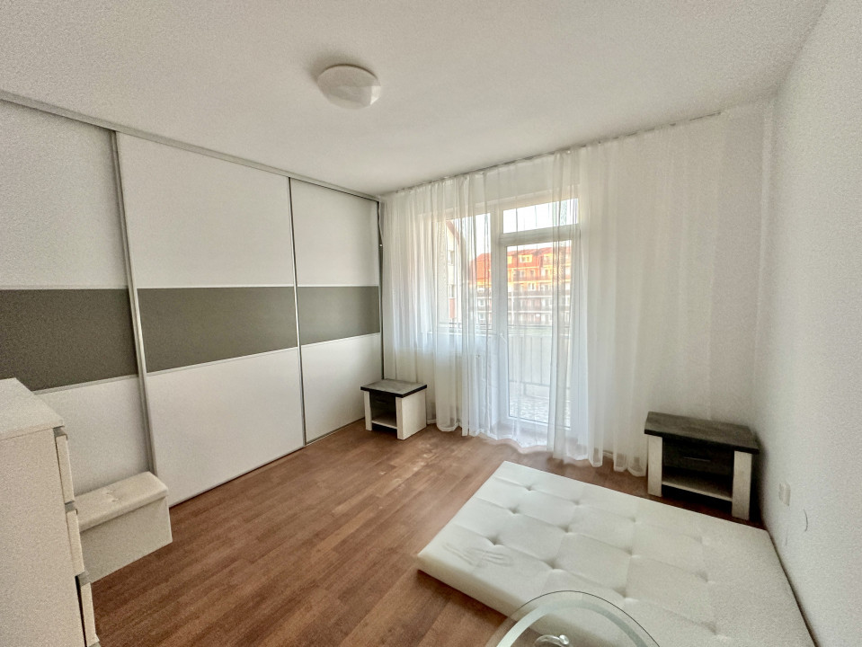 Apartament modern 2 camere, terasa, mobilat, zona Eroilor/Penny
