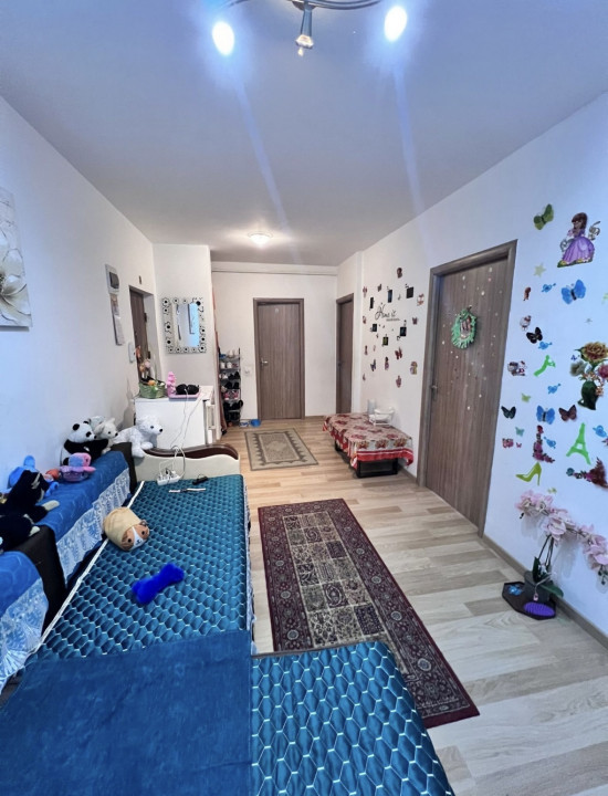 Apartament 3 camere decomandate, mobilat, zona Sesul de Sus 