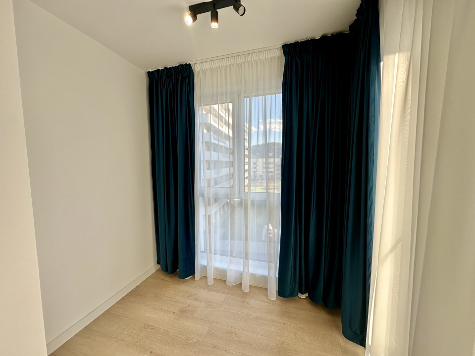 Apartament 53mp, 2 camere, LUX, de închiriat, bloc nou, zona Eroilor