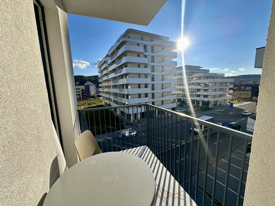 Apartament 53mp, 2 camere, LUX, de închiriat, bloc nou, zona Eroilor