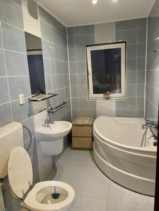 Apartament 2 camere, 53mp, parcare, zona Florilor