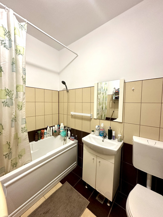 Apartament modern 1 camera de inchiriat, parcare, zona Porii