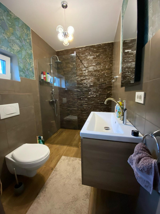 Casă superbă tip Duplex, 4 camere, mobilată, Zona Terra