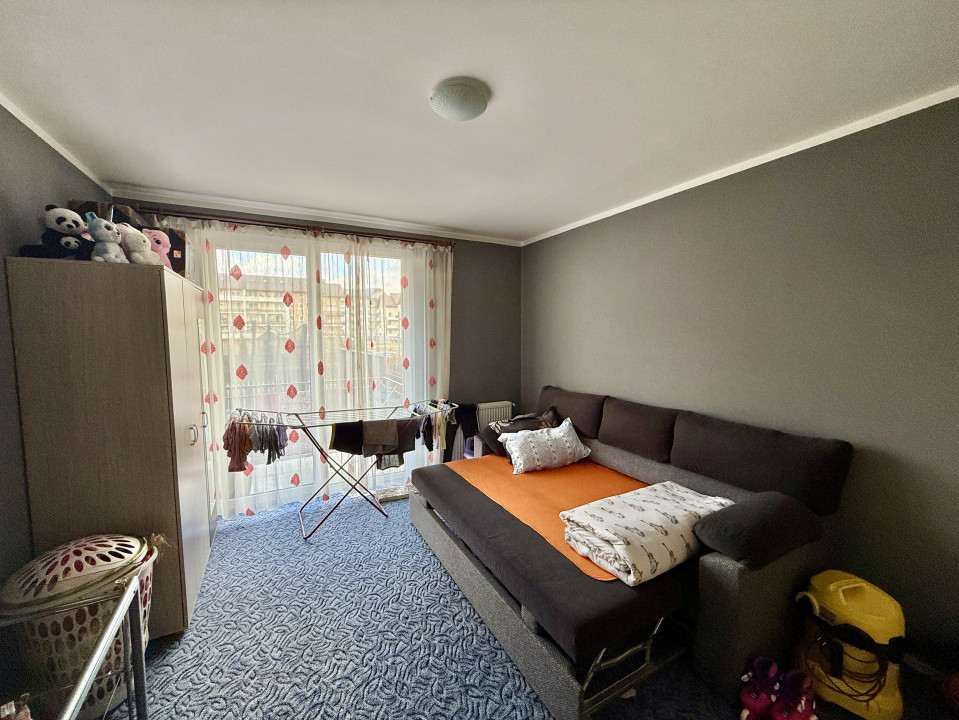 Apartament 2 camere decomandate, 52mp, zona Porii/Eroilor 