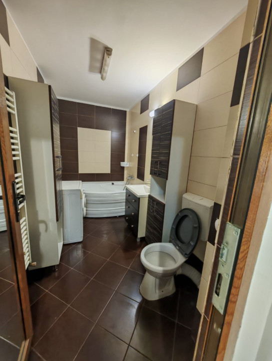 Apartament 1 camera, mobilat, parcare, zona Porii