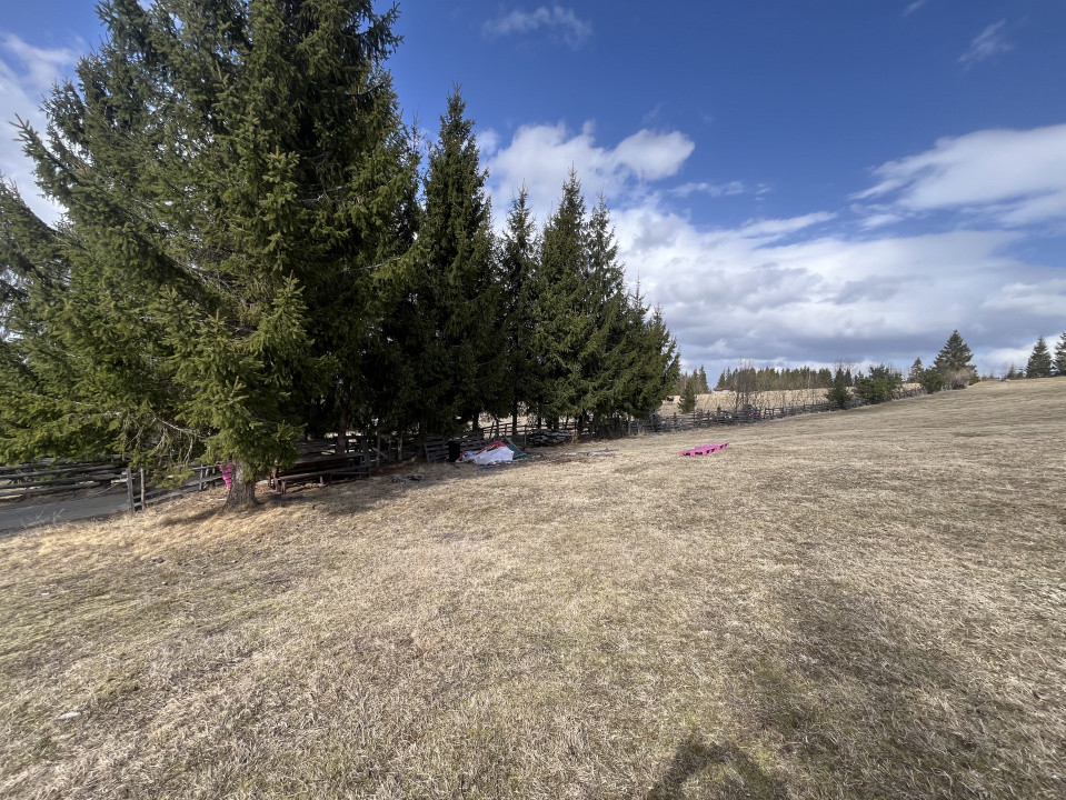 3 Terenuri cu Autorizație de construcție, pârtia de schi , Mărișel 