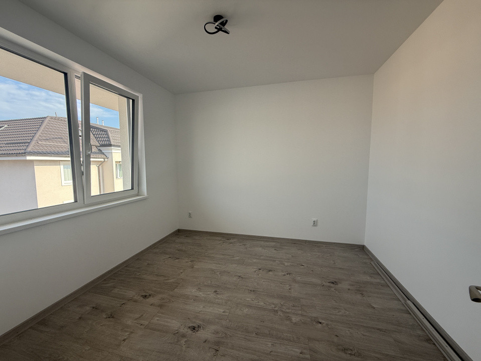 Apartament 2 camere, FINISAT NOU, terasă, bloc nou, zona Cetatii