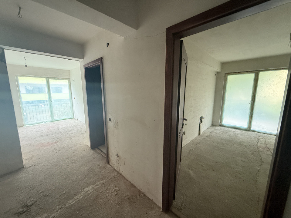 Apartament spațios 56mp, 2 camere decomandate, zona Porii