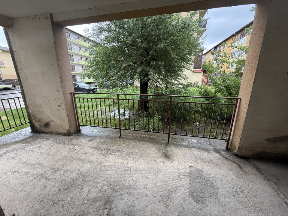 Apartament spațios 56mp, 2 camere decomandate, zona Porii