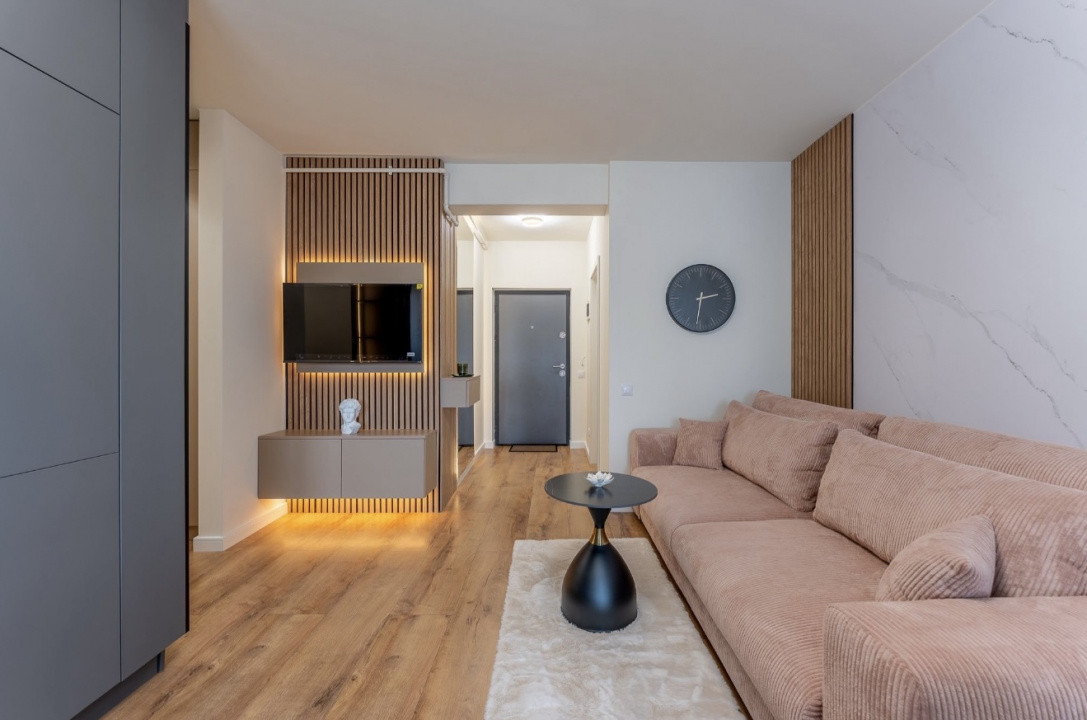 Apartament 3 camere, mobilat LUX, zona Urusagului