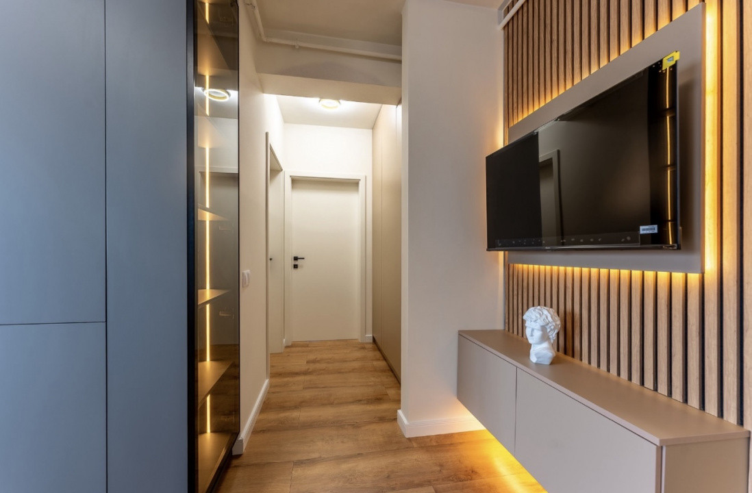 Apartament 3 camere, mobilat LUX, zona Urusagului