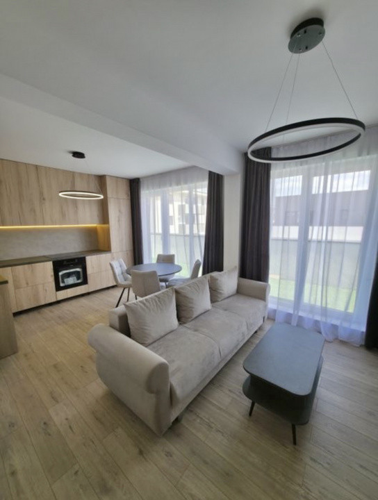 Apartament 3 camere, mobilat LUX, terasă 33mp, parcare, zona Terra