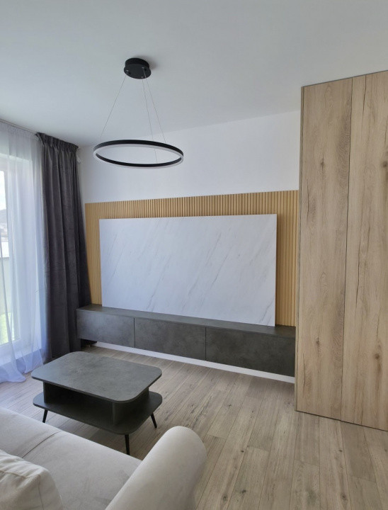 Apartament 3 camere, mobilat LUX, terasă 33mp, parcare, zona Terra