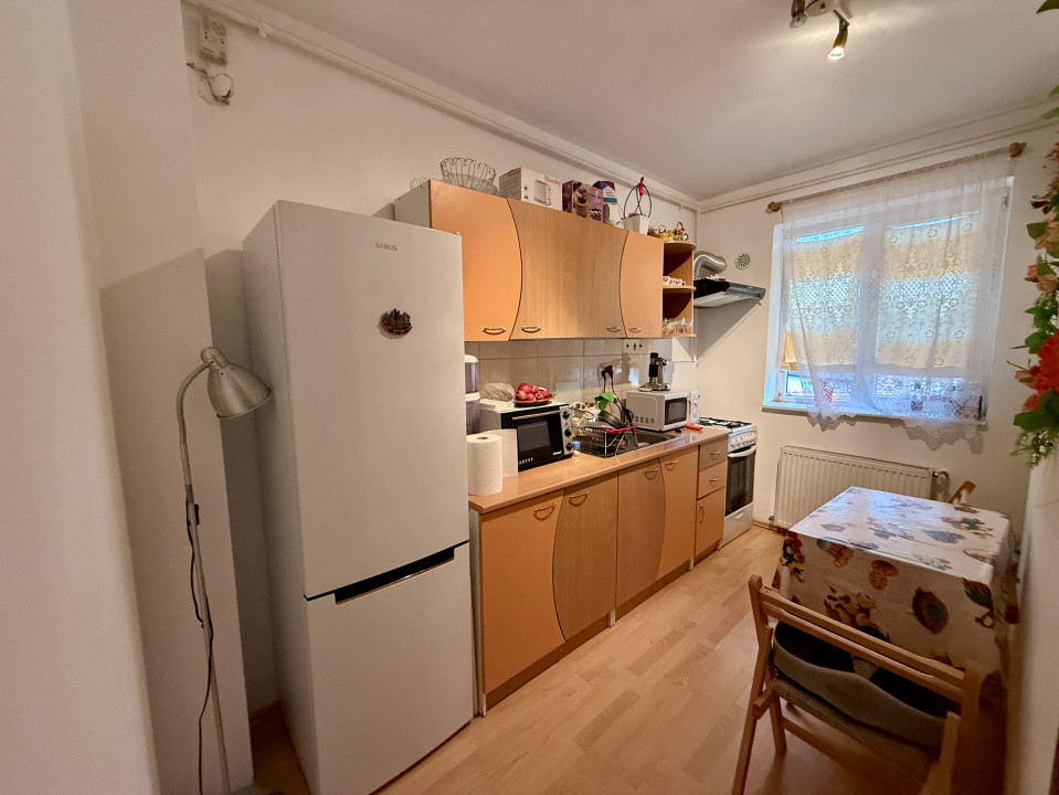 Apartament decomandat 1 camera, mobilat, zona Florilor 