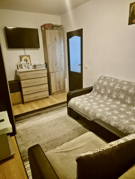 Apartament 1 cameră, mobilat, zona Porii