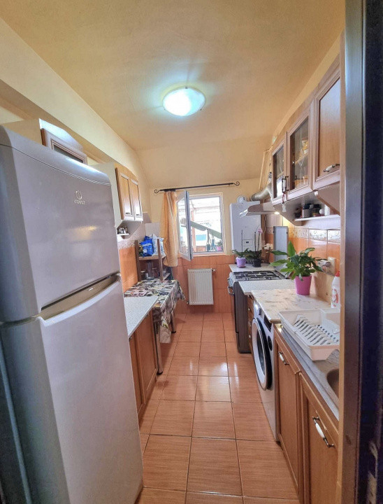 Apartament spațios 56 mp, 2 camere decomandate, terasă, zona Porii 