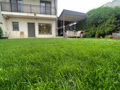 Casa modernă, tip duplex 4 camere, mobilată, zona Vivo 