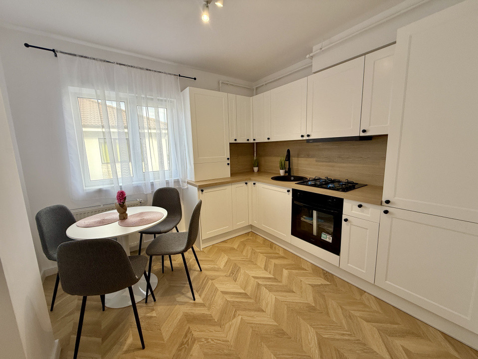 Apartament lux 2 camere, zona Sesul de Sus 