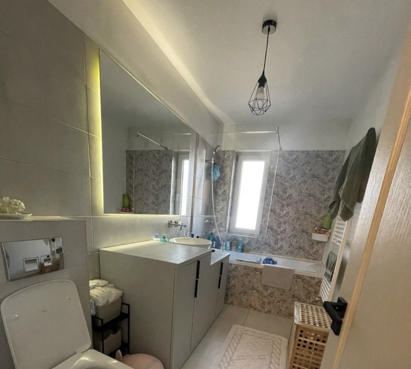 Apartament spațios 2 camere decomandate, 56mp, zona Eroilor 