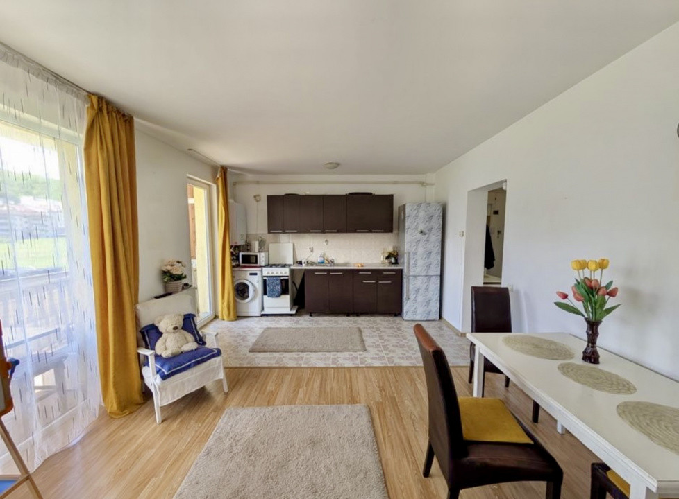 Apartament spațios 2 camere, mobilat, zona Porii 