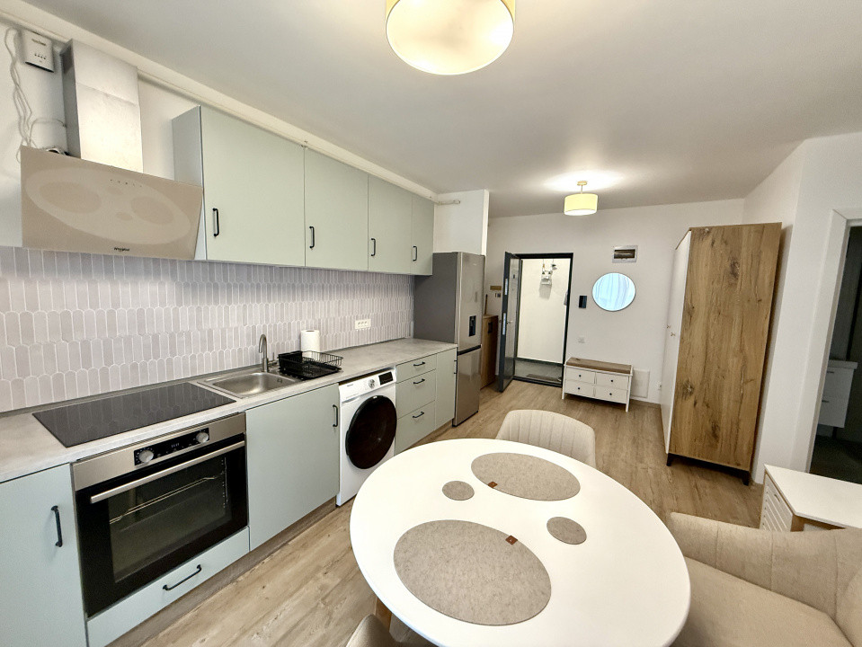 Apartament modern NOU, de închiriat, 2 camere, zona Eroilor/Catanelor