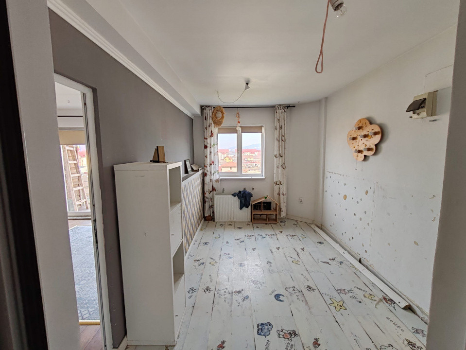 Apartament finisat , 1 cameră, zona Eroilor/Dumitru Mocanu 