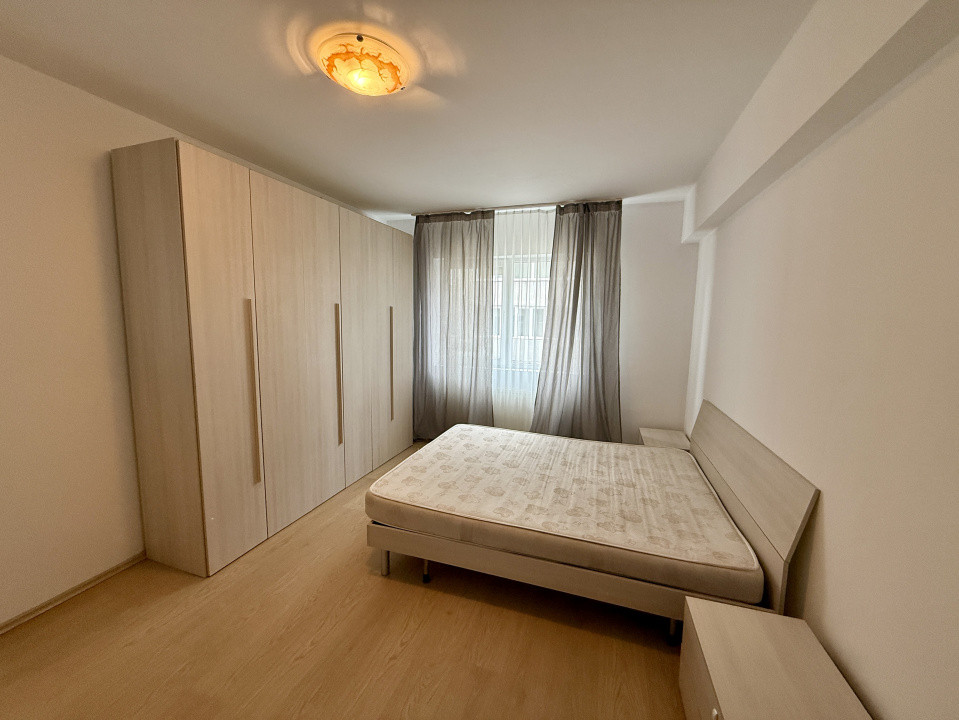 Apartament spațios 58 mp, 2 camere, dressing, zona Florilor/Cetatii