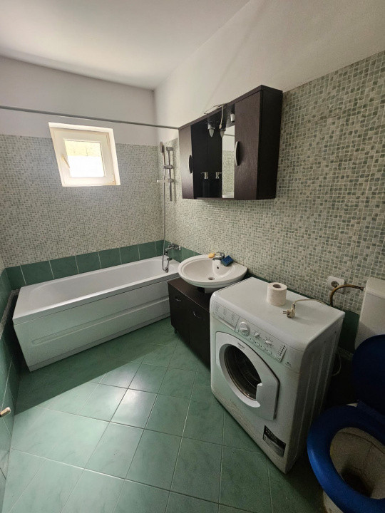 Apartament spațios 58 mp, 2 camere, dressing, zona Florilor/Cetatii