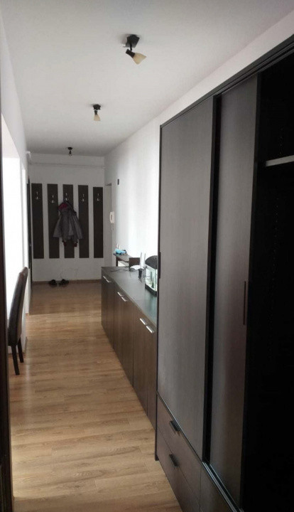 Apartament spațios 60 mp, mobilat, zona Eroilor
