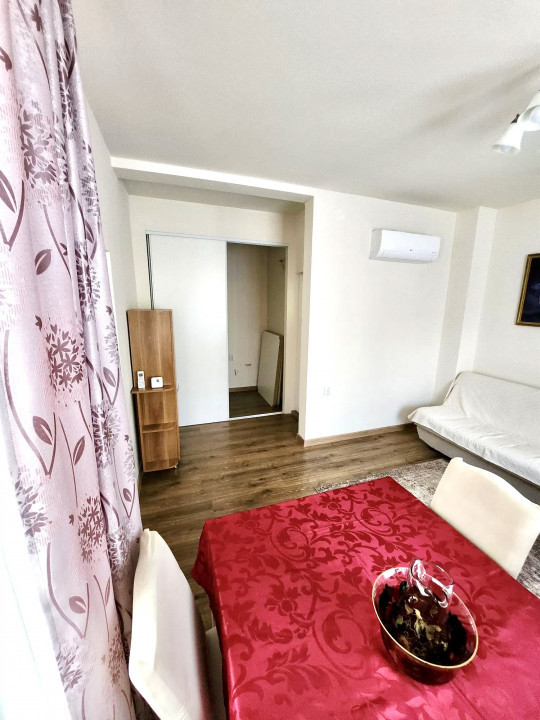 Casa 3 camere, 2 băi, teren 300 mp, zona Horea 