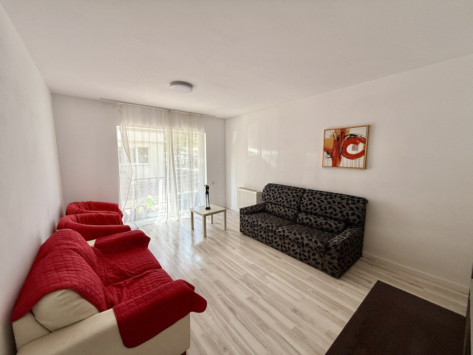 Apartament spațios 2 camere decomandate, zona Florilor/Cetatii 