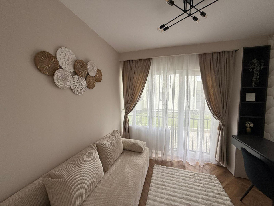 Apartament 3 camere, LUX, grădină, zona Urusagului