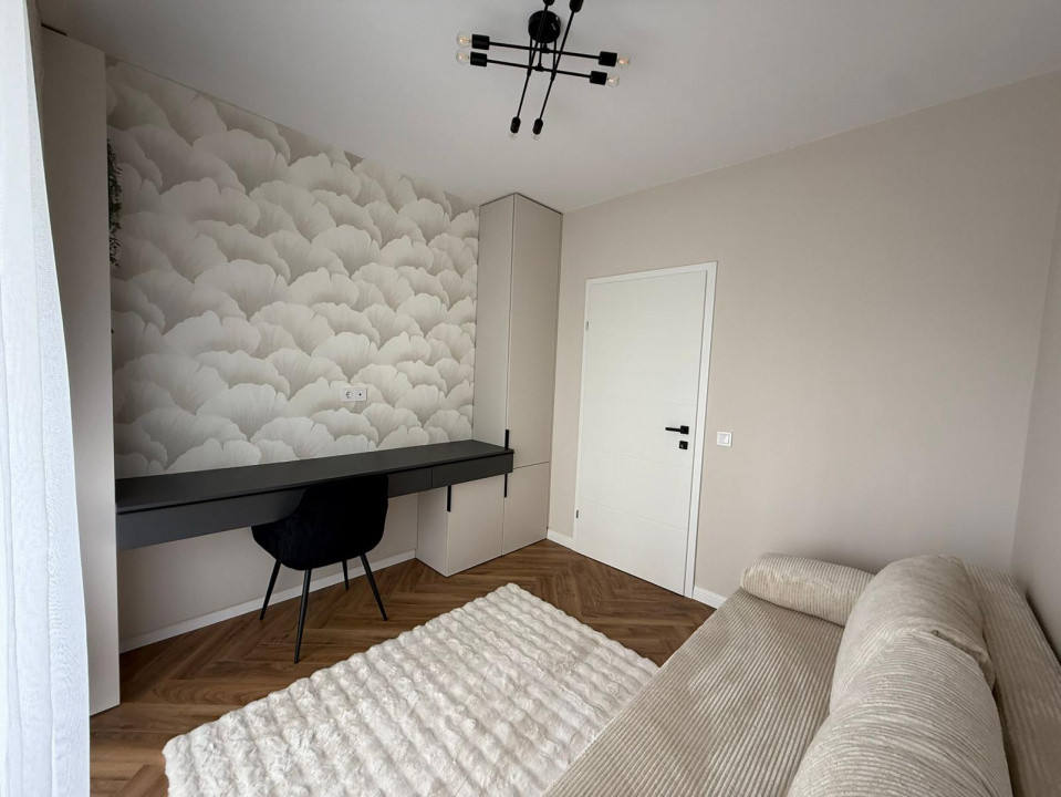 Apartament 3 camere, LUX, grădină, zona Urusagului