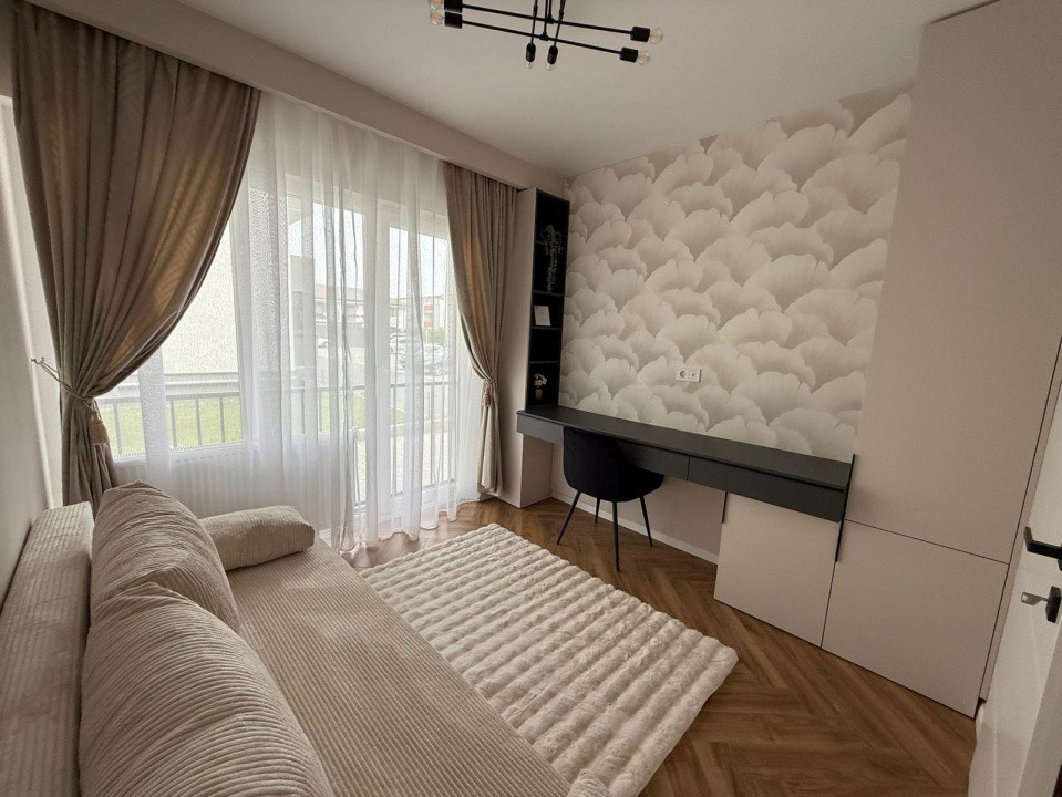 Apartament 3 camere, LUX, grădină, zona Urusagului