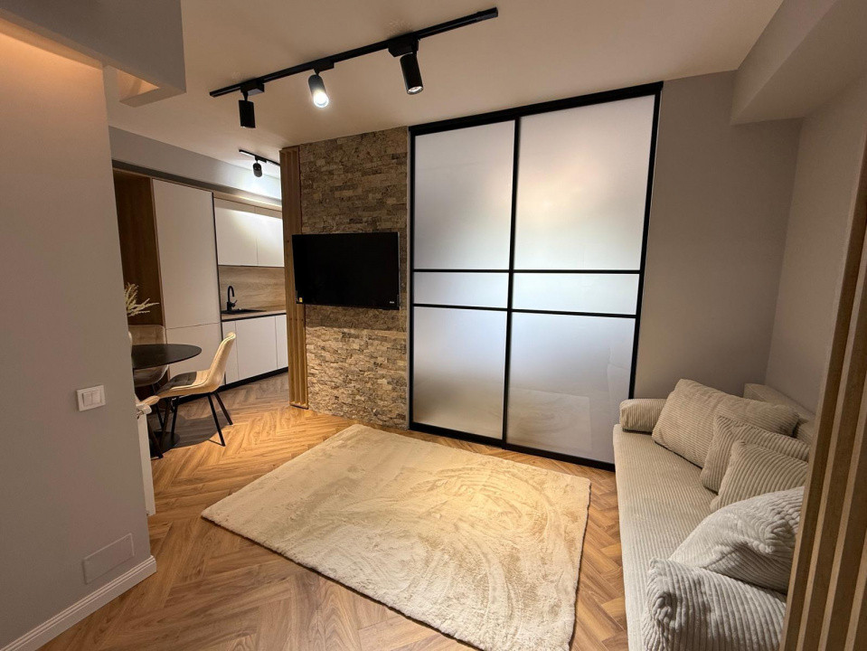 Apartament finisat NOU, mobilat lux, zona Urusagului 