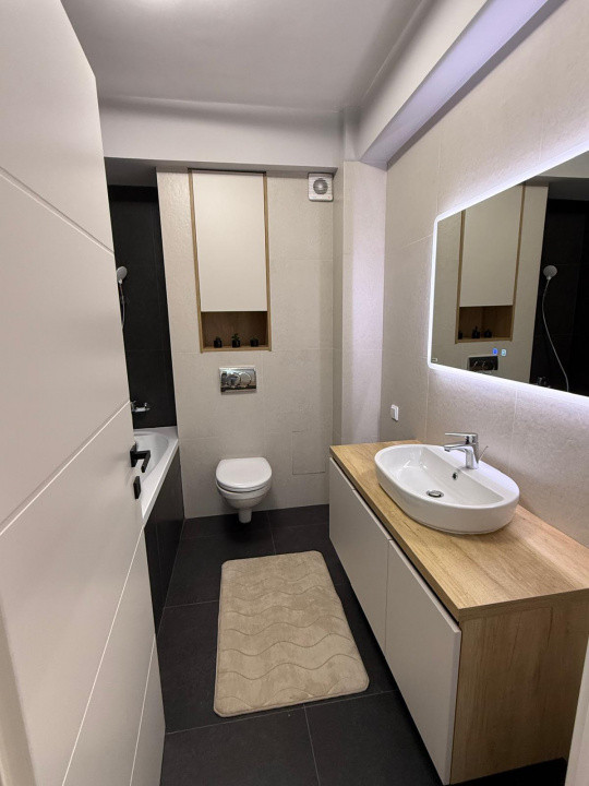 Apartament finisat NOU, mobilat lux, zona Urusagului 