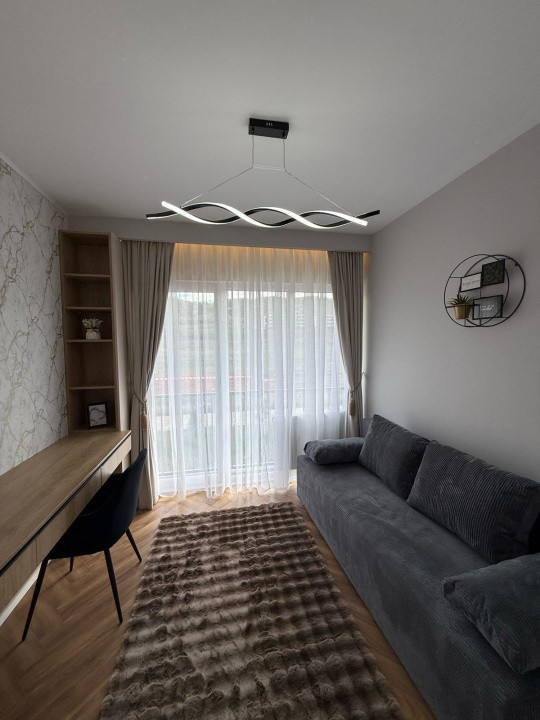Apartament 3 camere, LUX, grădină, zona Urusagului 