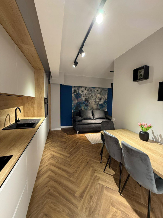Apartament 3 camere, LUX, grădină, zona Urusagului 