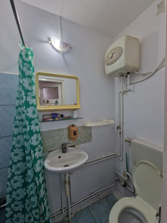 Garsonieră de închiriat, zona Dâmbul Rotund 