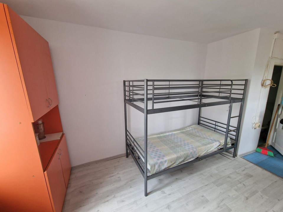 Garsonieră de închiriat, zona Dâmbul Rotund 