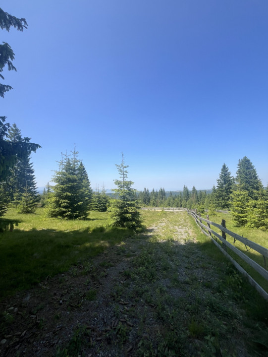 Teren intravilan 5700mp, zona Marisel 