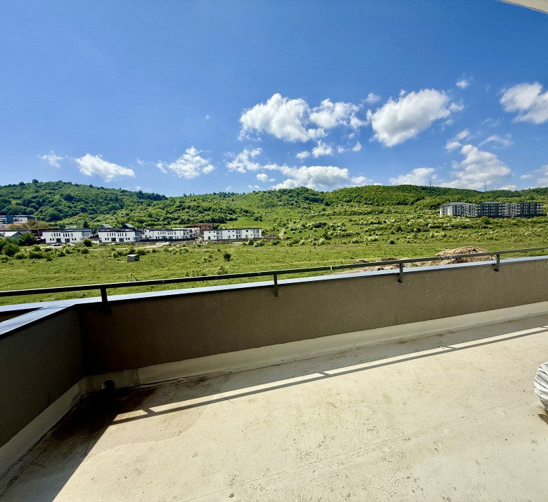 Apartament 1 cameră, terasă mare 39mp, view, zona Urusagului 